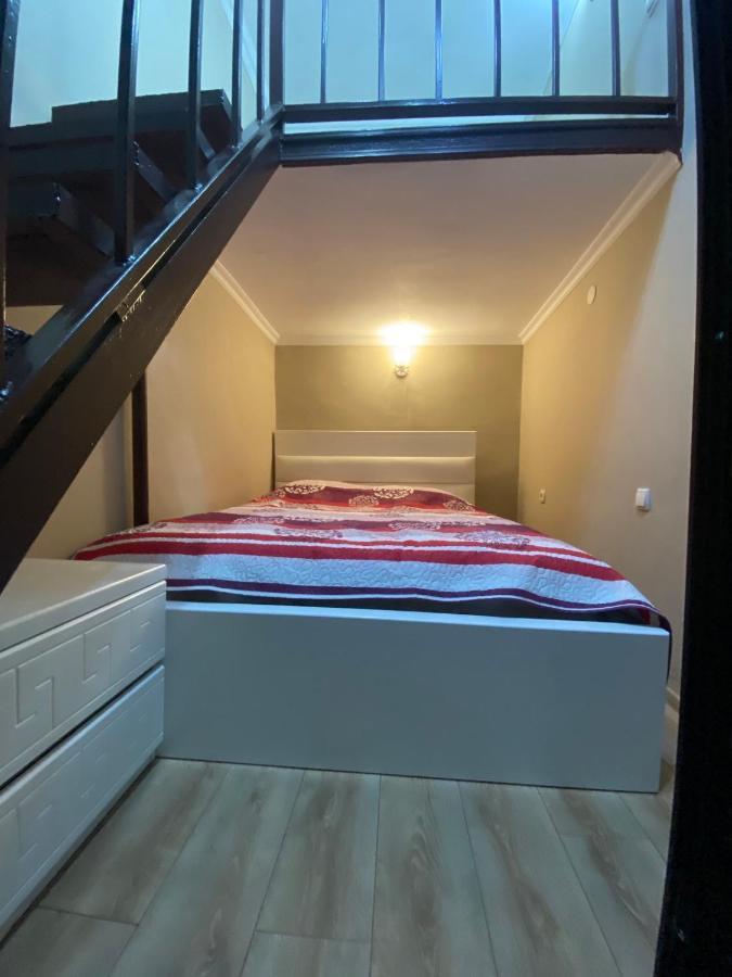 Honey Apartment Τυφλίδα Εξωτερικό φωτογραφία