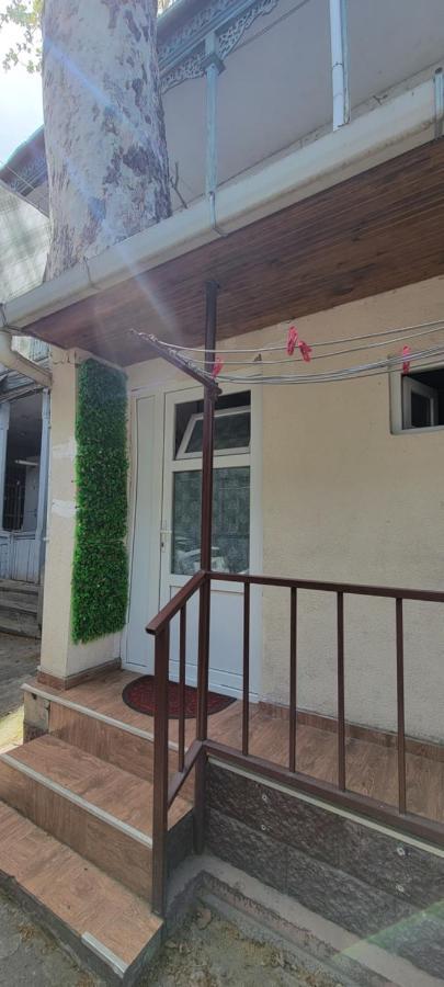 Honey Apartment Τυφλίδα Εξωτερικό φωτογραφία